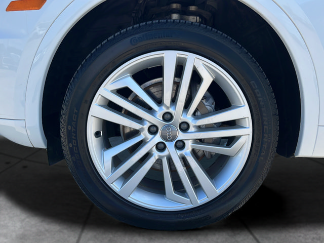 Used 2019 Audi Q5 Premium AWD/4WD image 25