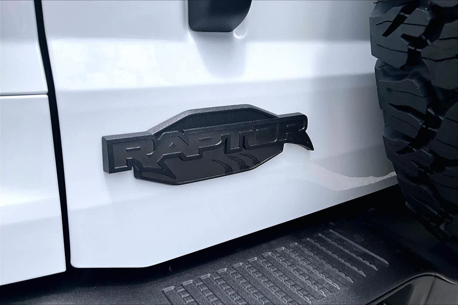 New 2026 Ford Bronco Raptor AWD/4WD image 15