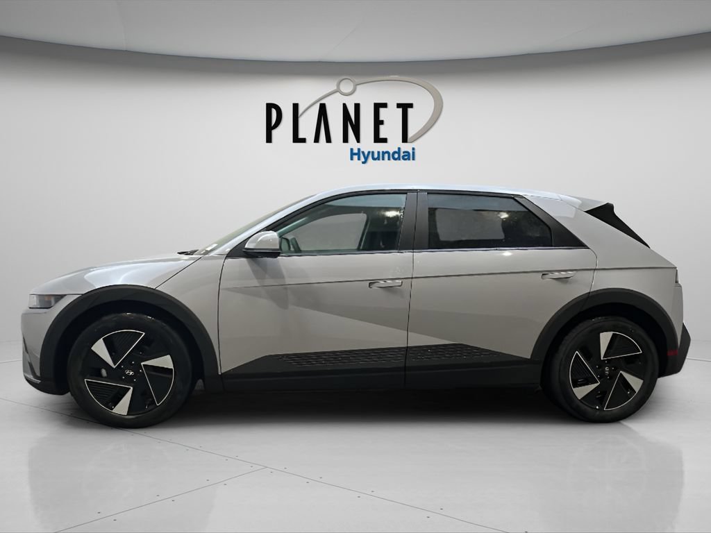 New 2026 Hyundai Ioniq 5 SE AWD/4WD image 3