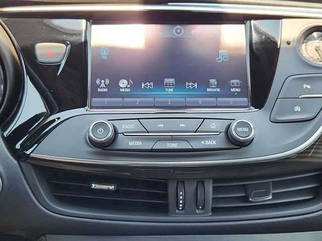 Used 2020 Buick Envision Essence FWD image 27