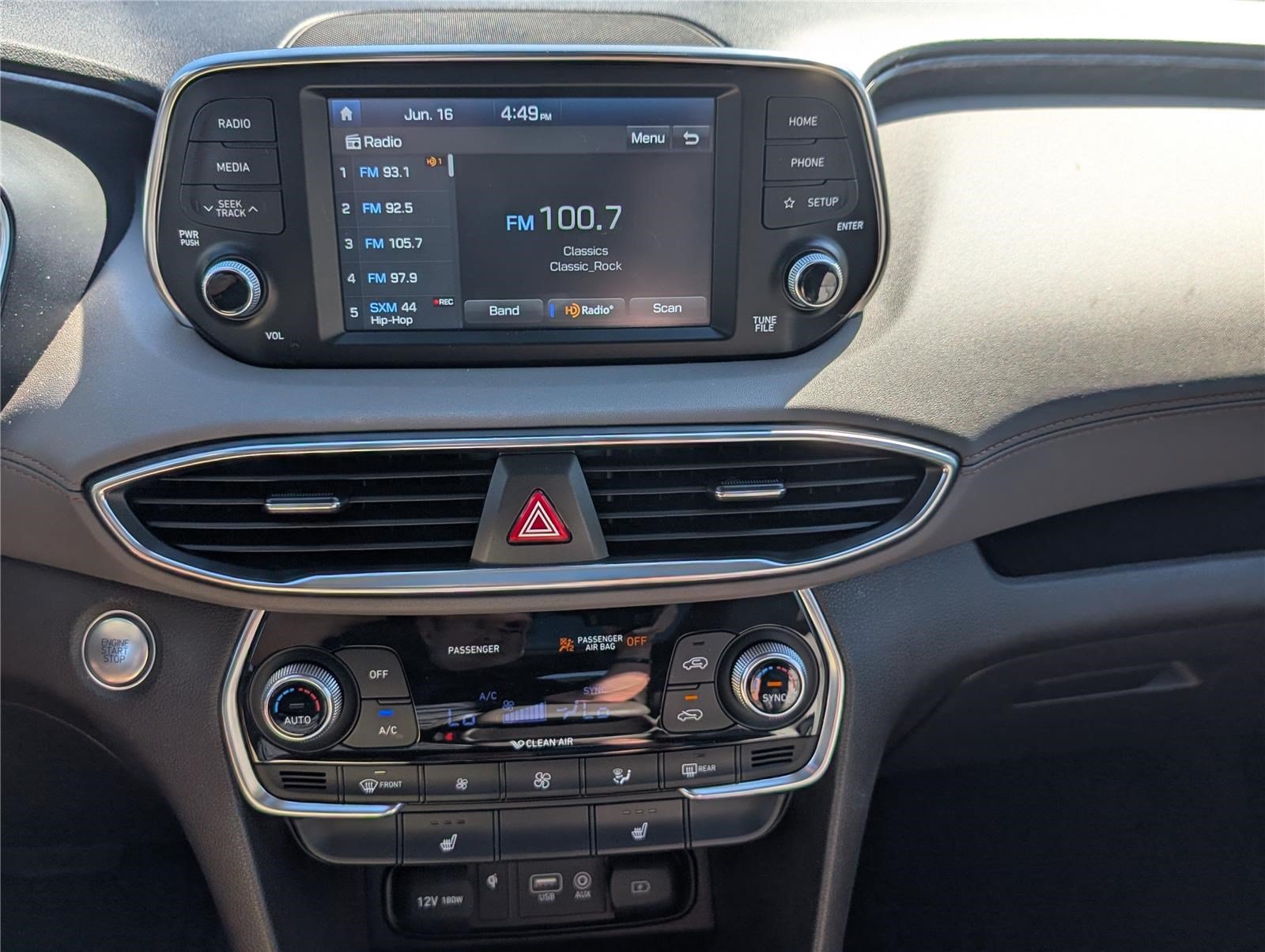 Used 2020 Hyundai Santa Fe SEL AWD/4WD image 29
