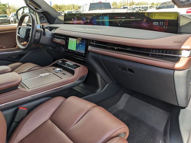 Used 2025 Lincoln Navigator Reserve image 14