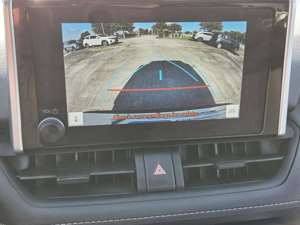 Used 2023 Toyota RAV4 XLE w/ Convenience Package FWD image 16