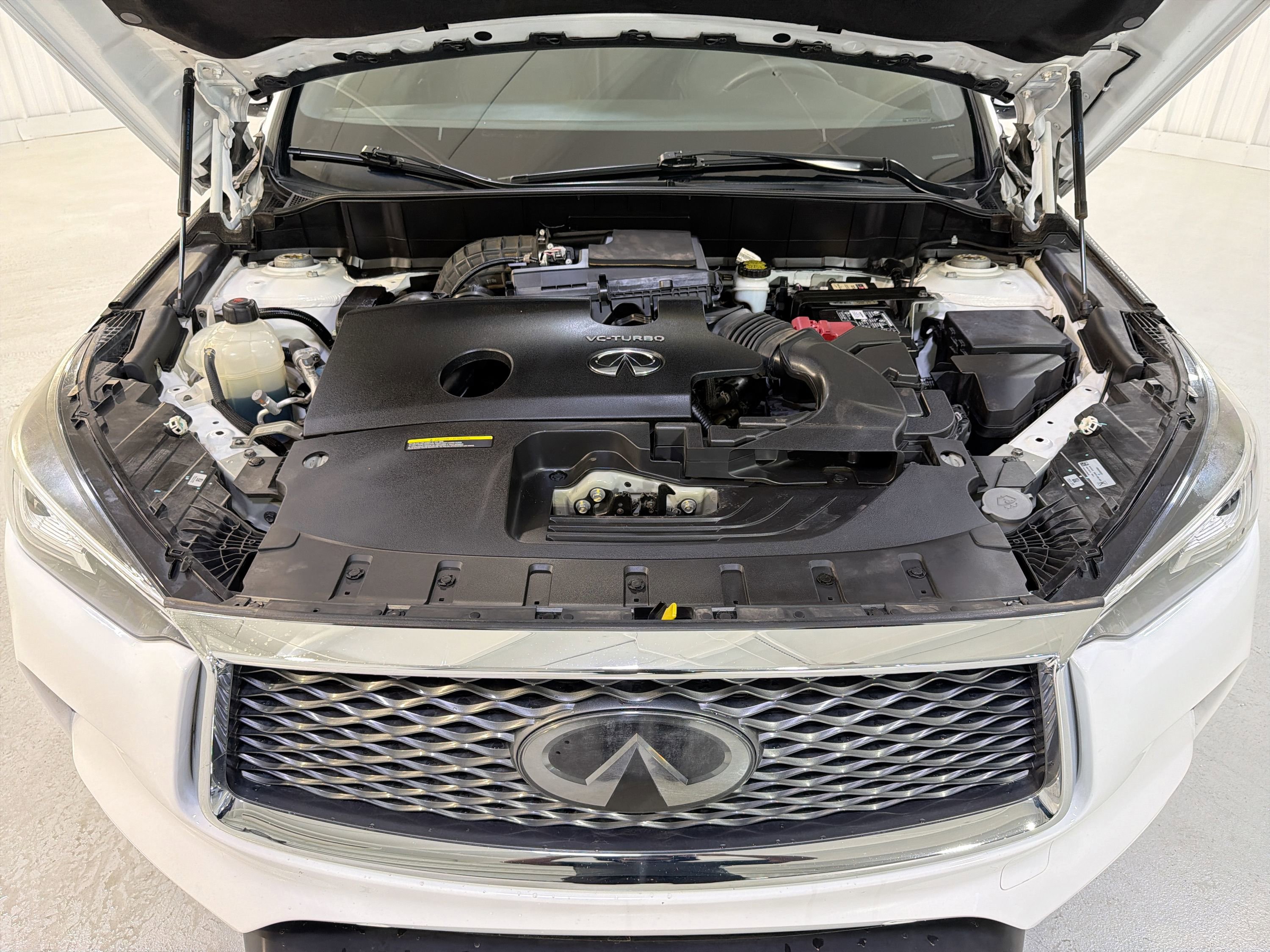 Used 2019 INFINITI QX50 Essential w/ Sensory Package FWD image 31