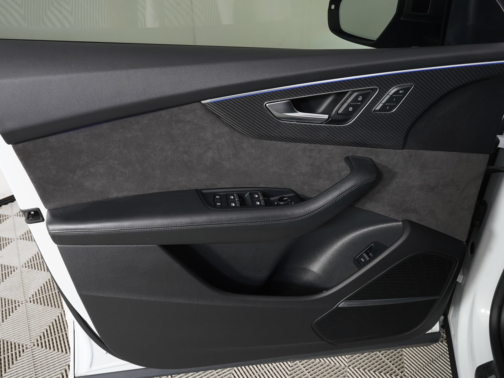 Used 2022 Audi RS Q8 AWD/4WD image 14