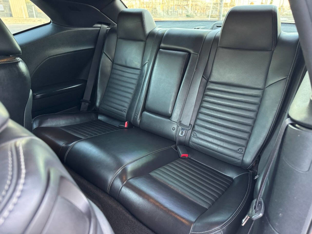 Used 2012 Dodge Challenger R/T image 15