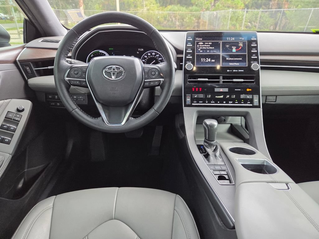 Certified 2021 Toyota Avalon XLE FWD image 7