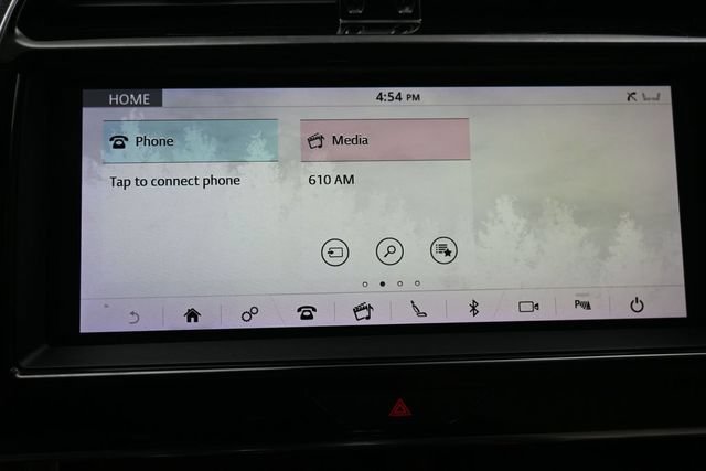 Used 2020 Jaguar XE S RWD image 18