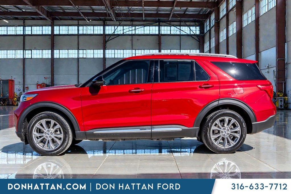 Used 2022 Ford Explorer Limited w/ Equipment Group 301A image 2
