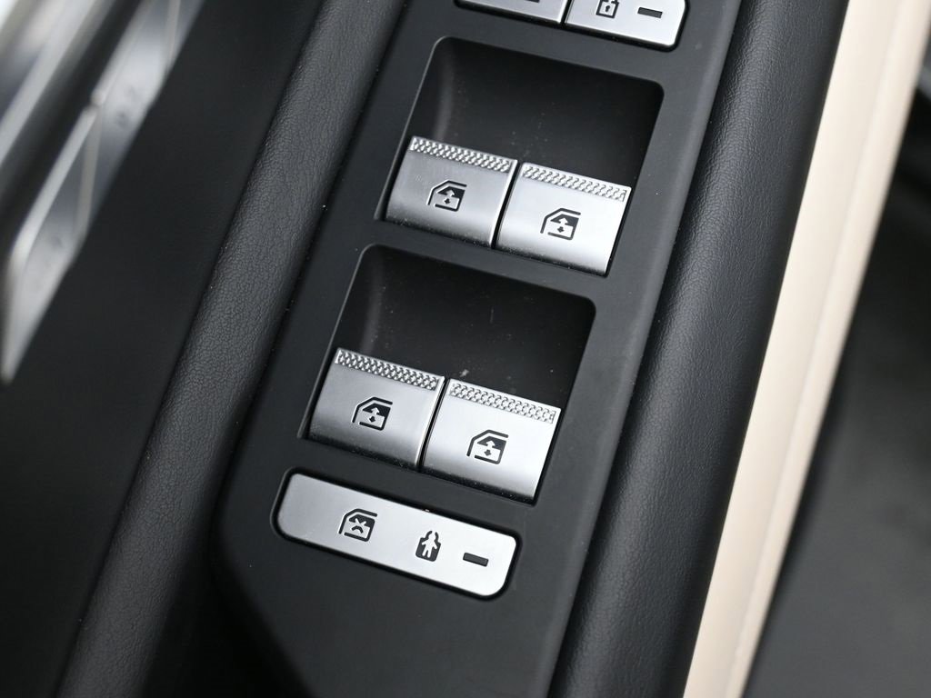 Used 2024 Genesis GV80 3.5T w/ Prestige Package image 13