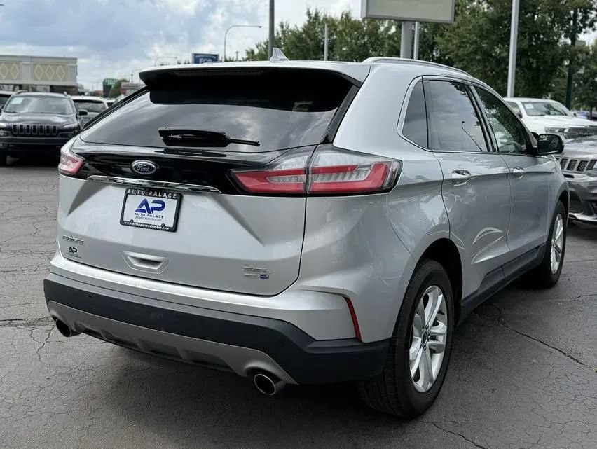 Used 2019 Ford Edge SEL w/ Equipment Group 201A AWD/4WD image 6