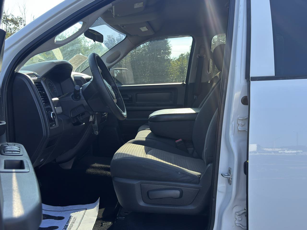 Used 2012 RAM 1500 ST AWD/4WD image 10