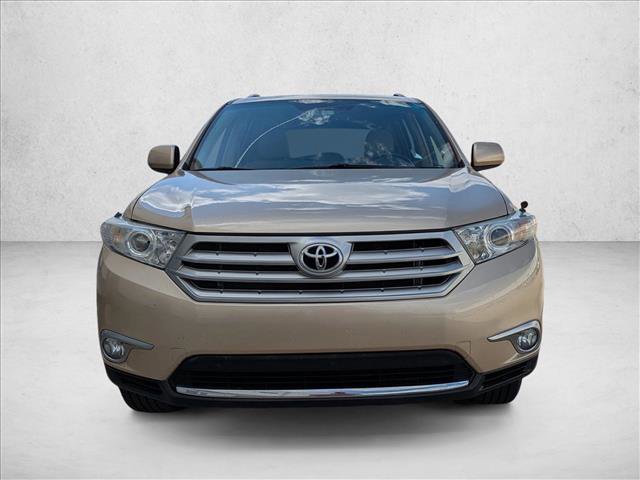 Used 2013 Toyota Highlander SE video 2