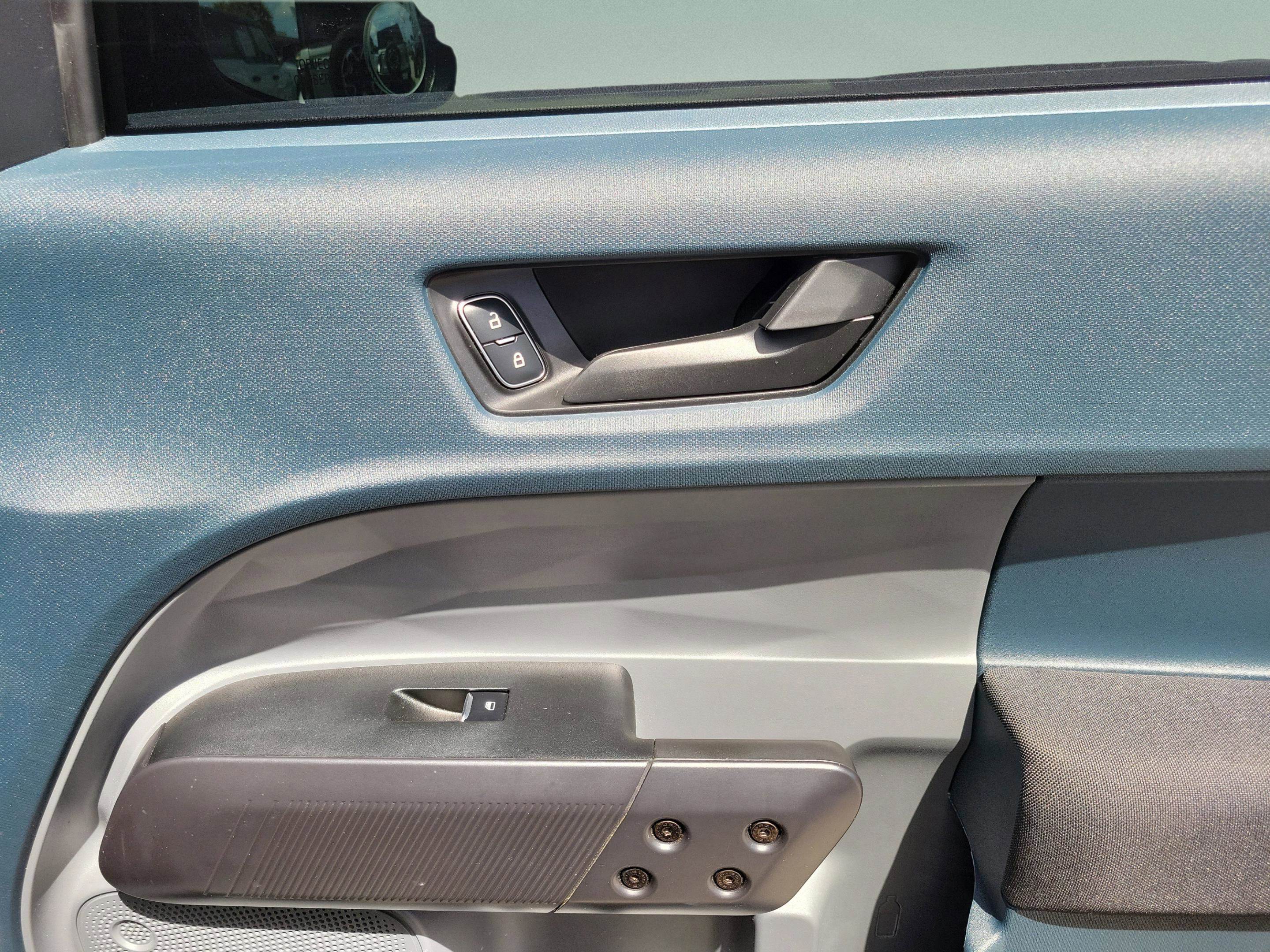 Used 2025 Ford Maverick XL w/ Equipment Group 102A image 29