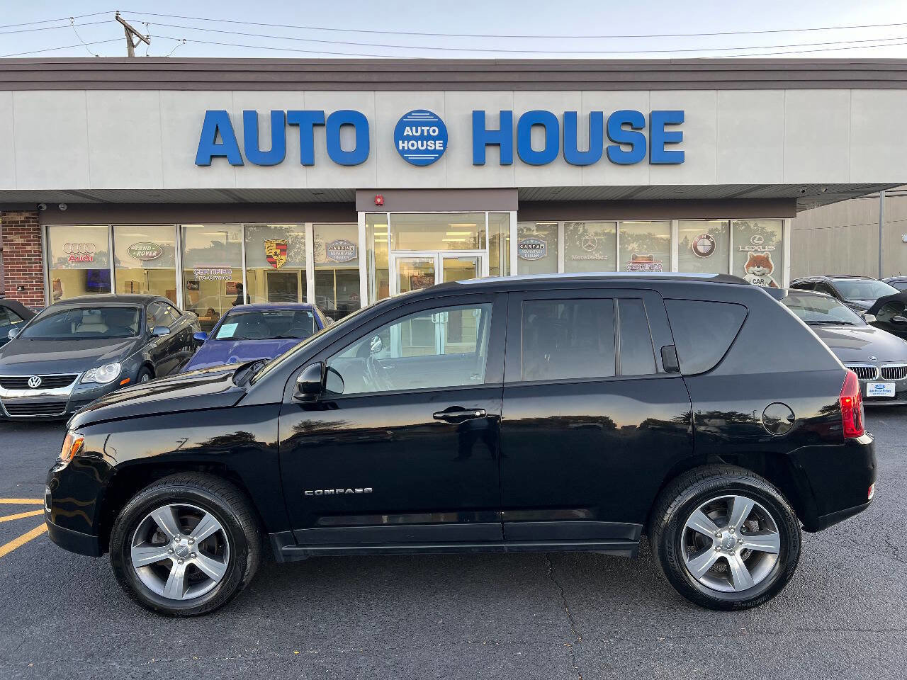 Used 2017 Jeep Compass High Altitude image 8