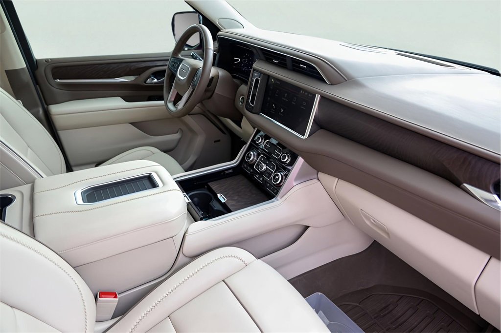 Used 2023 GMC Yukon XL Denali w/ LPO, Floor Liner Package image 35