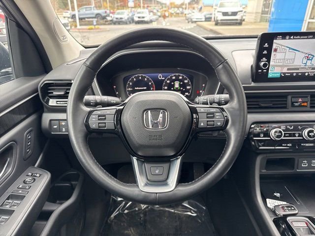 Used 2023 Honda Pilot Elite image 13