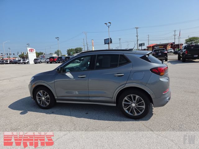 Used 2021 Buick Encore GX Essence w/ Advanced Technology Package FWD image 26