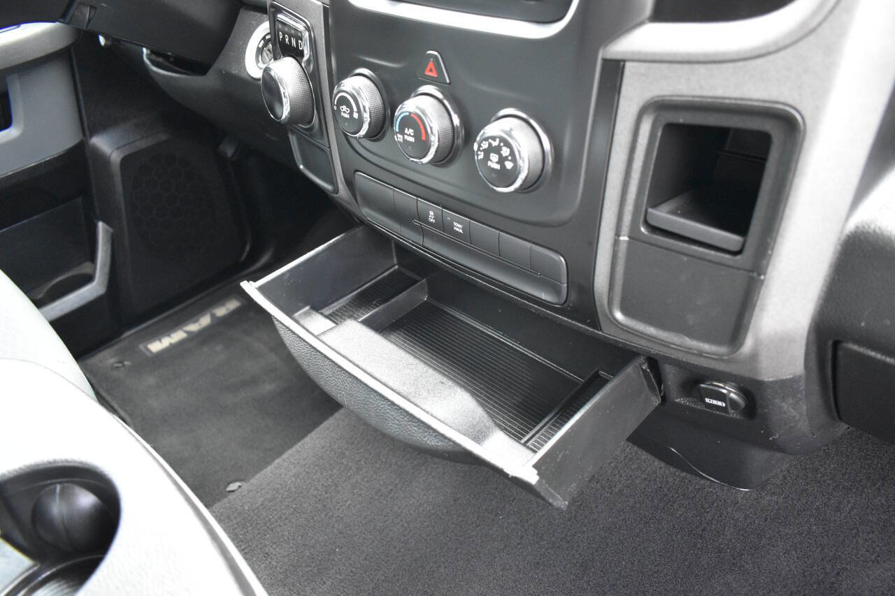 Used 2018 RAM 1500 Tradesman w/ Power & Remote Entry Group image 17