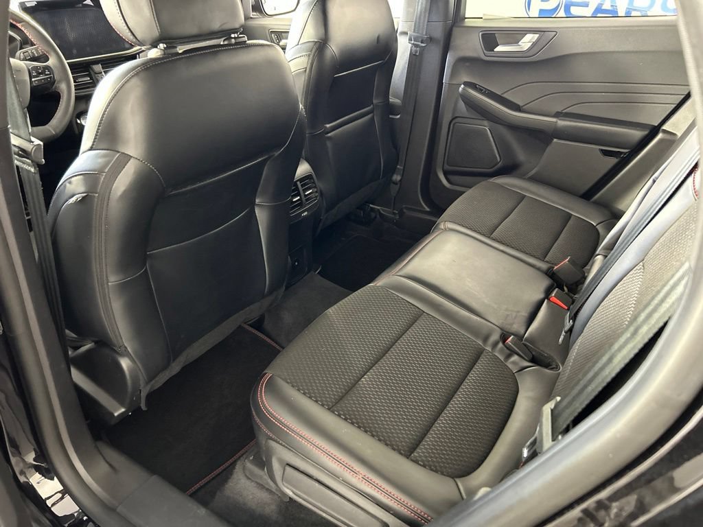 Used 2023 Ford Escape ST-Line w/ Tech Pack #1 AWD/4WD image 23