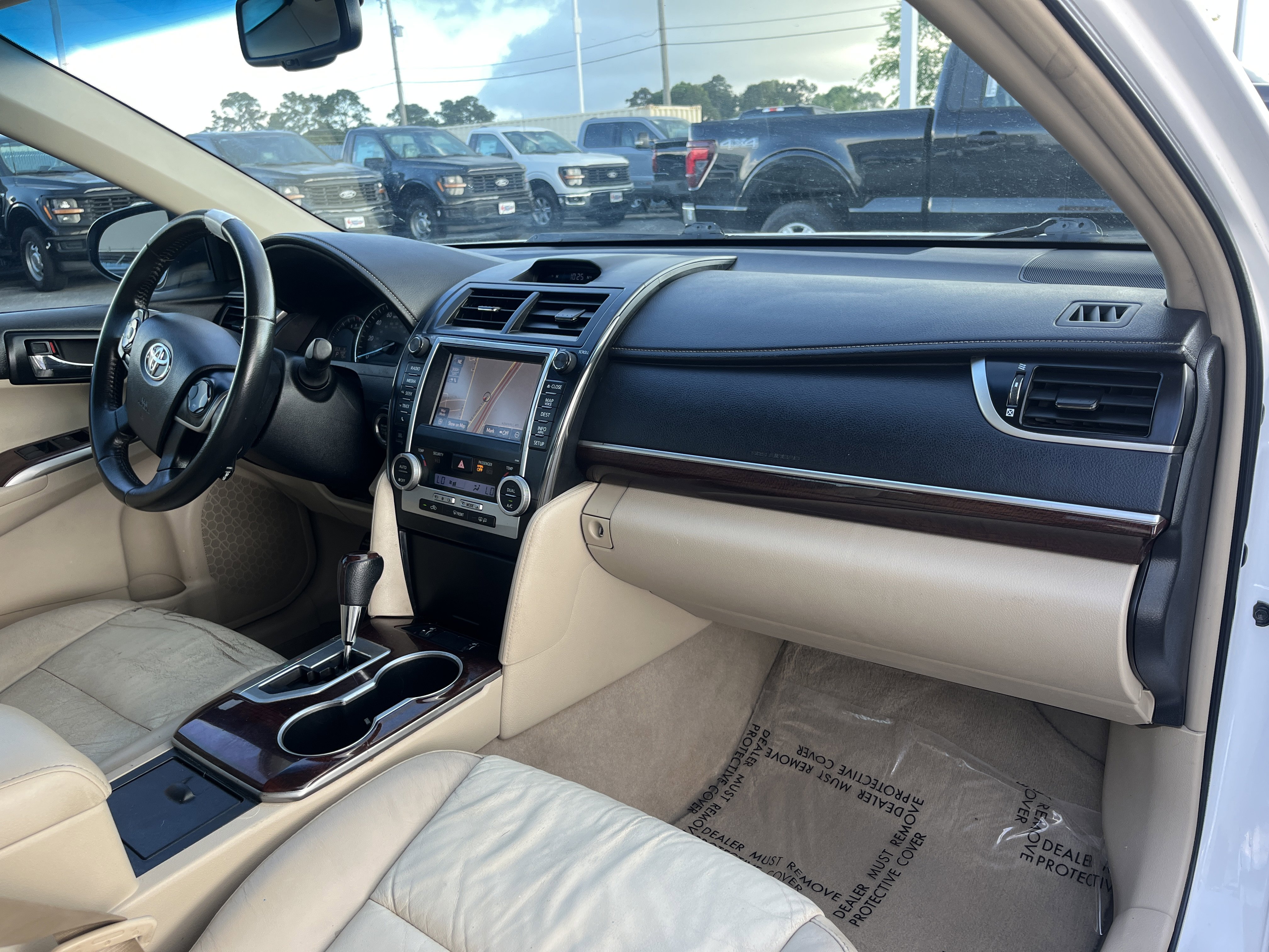 Used 2012 Toyota Camry XLE image 13