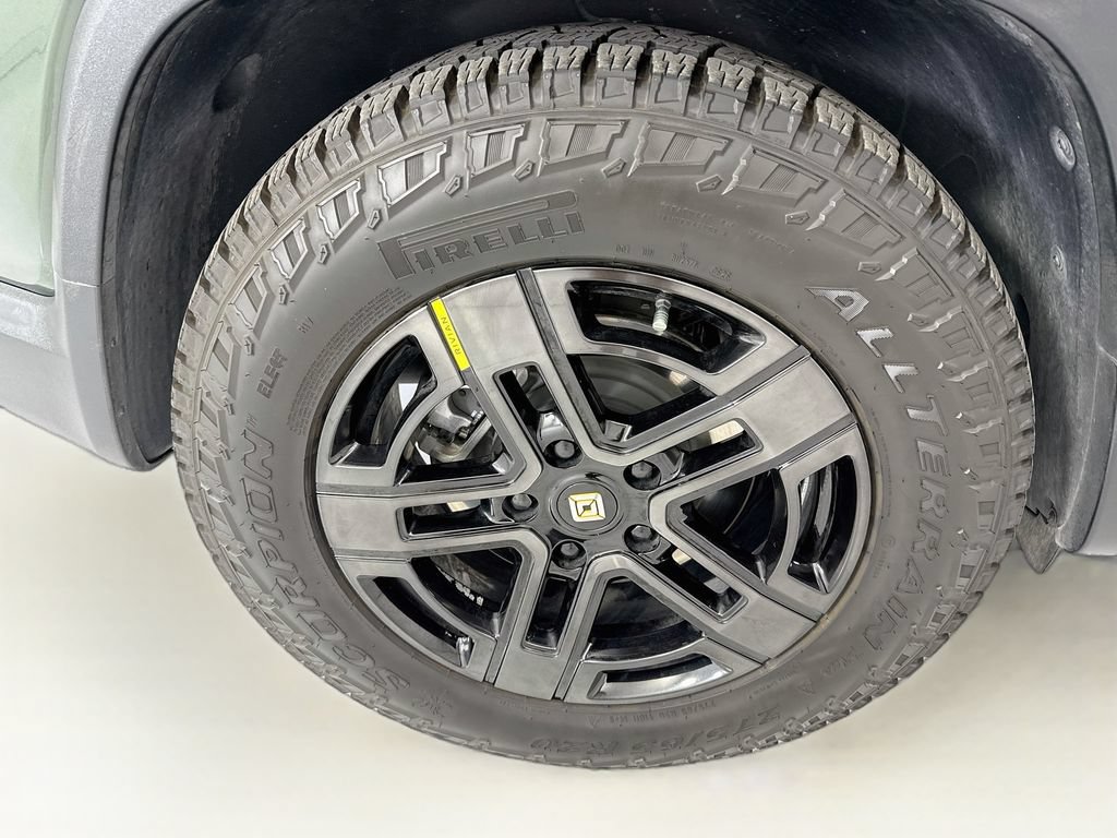 Used 2023 Rivian R1T Adventure Dual AWD/4WD image 33