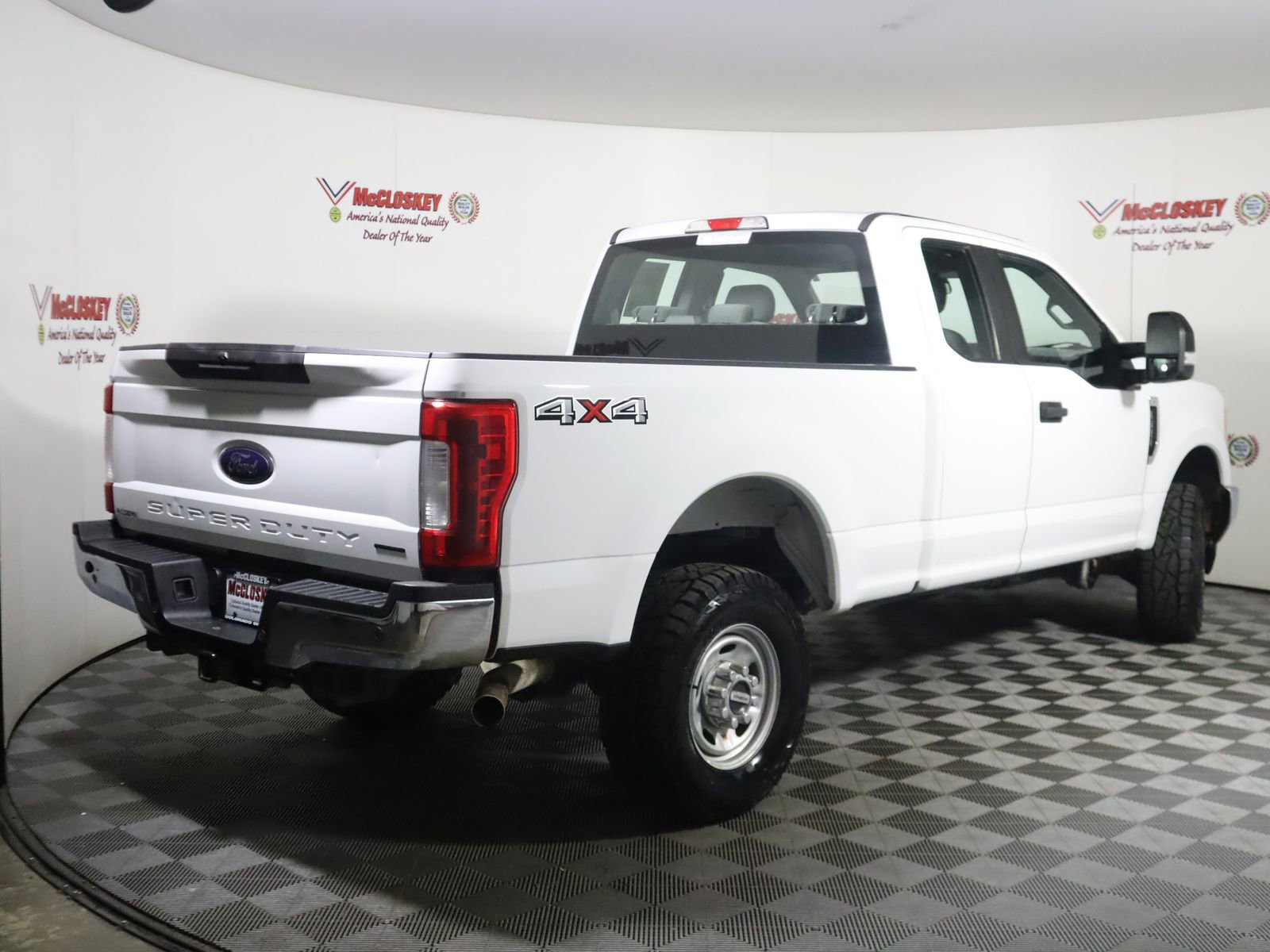 Used 2018 Ford F250 XL w/ Power Equipment Group image 9