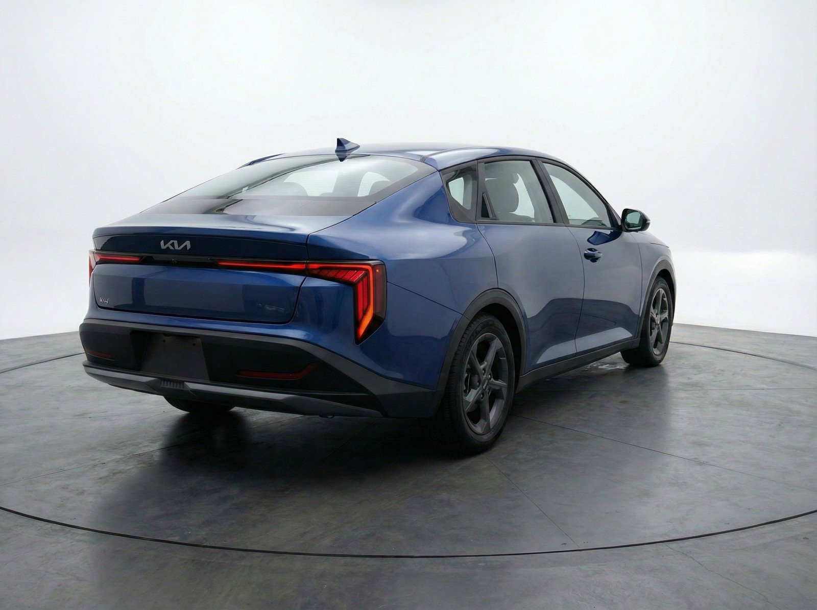 Used 2025 Kia K4 LXS image 9