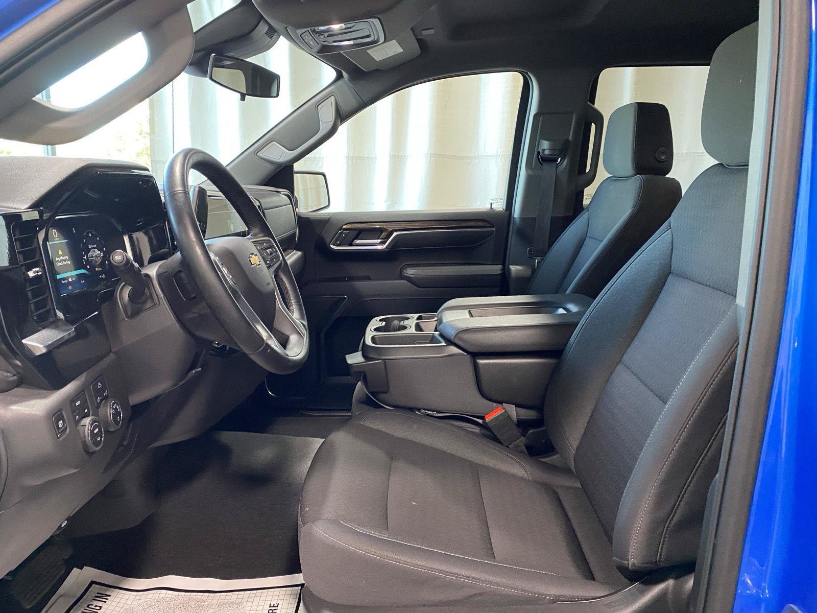 Used 2026 Chevrolet Silverado 1500 LT AWD/4WD image 16