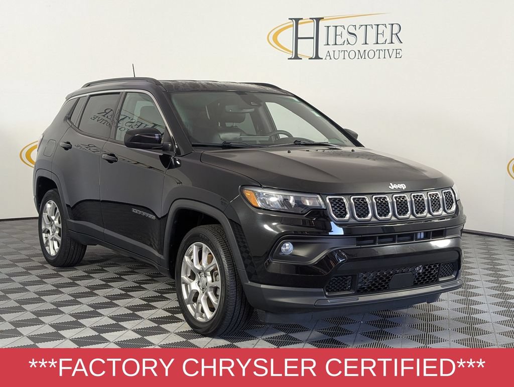 Certified 2023 Jeep Compass Latitude AWD/4WD image 2