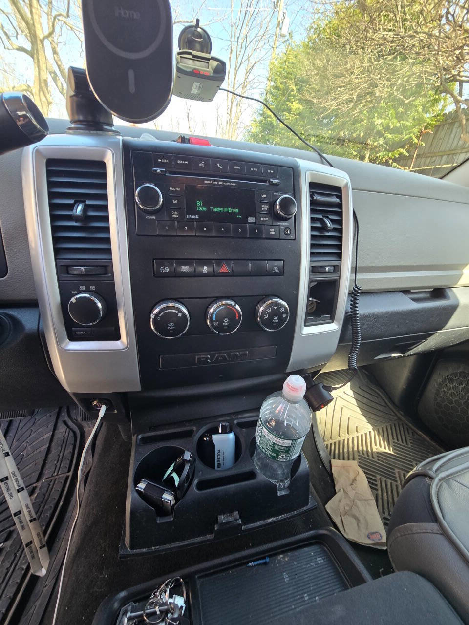 Used 2012 RAM 2500 SLT w/ HD Snow Plow Prep Group AWD/4WD image 14