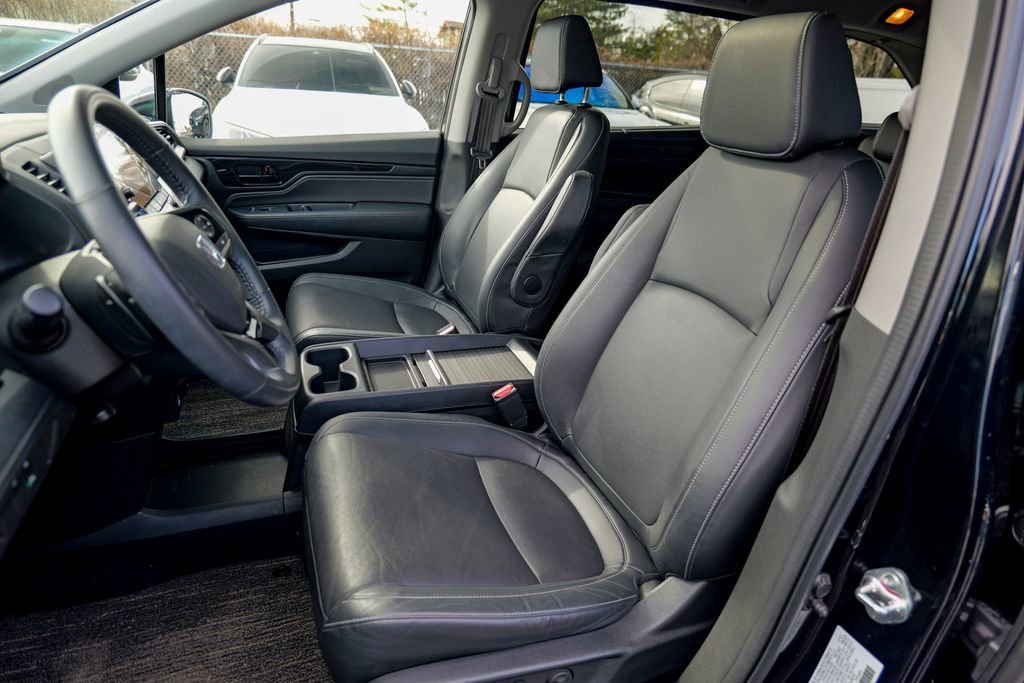 Used 2023 Honda Odyssey Touring image 25