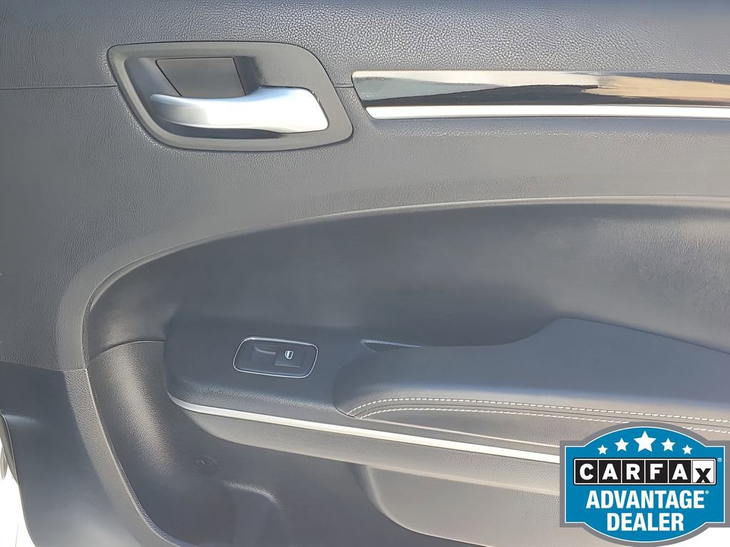 Used 2020 Chrysler 300 S w/ 300S Premium Group image 48