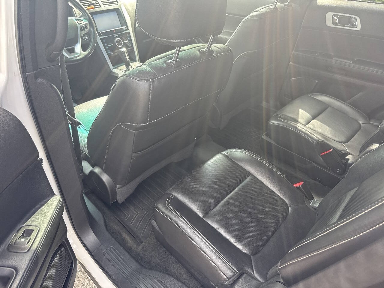 Used 2015 Ford Explorer Sport w/ Equipment Group 401A AWD/4WD image 12