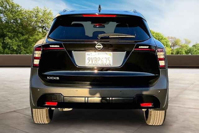 Certified 2026 Nissan Kicks SV FWD image 5