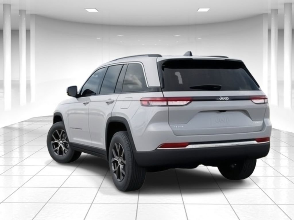 New 2025 Jeep Grand Cherokee Limited image 3