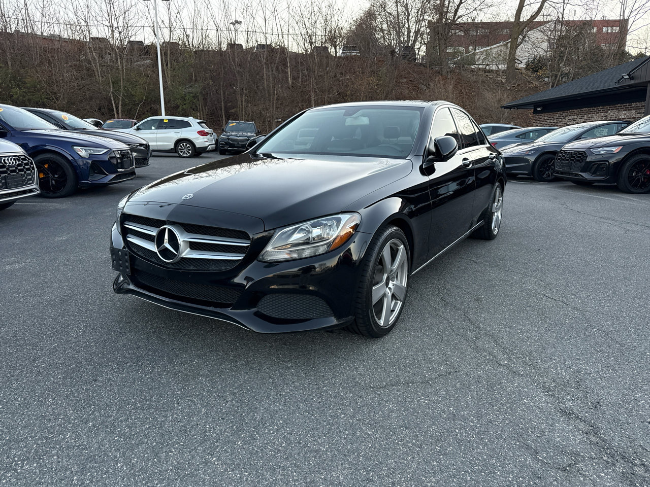 Used 2018 Mercedes-Benz C 300 Sedan image 2