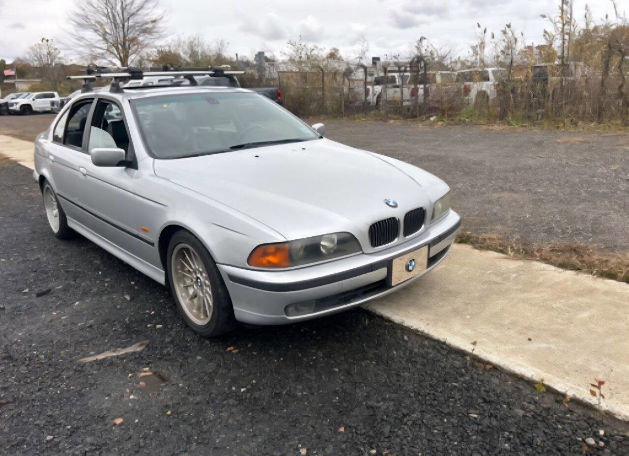 Used 2000 BMW 540i Sedan image 3