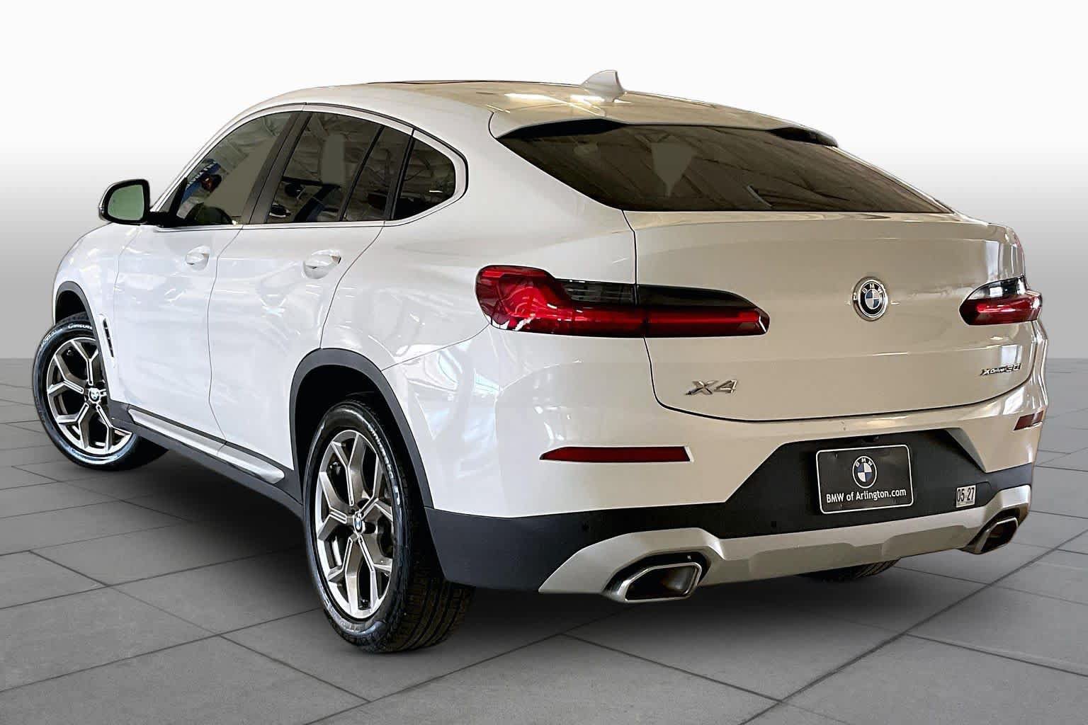 Used 2025 BMW X4 xDrive30i AWD/4WD image 11