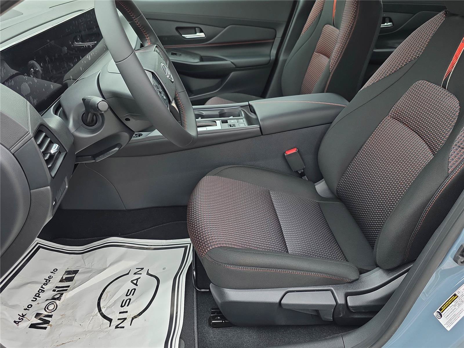 New 2026 Nissan Sentra SR w/ Floor Mat Package FWD image 11