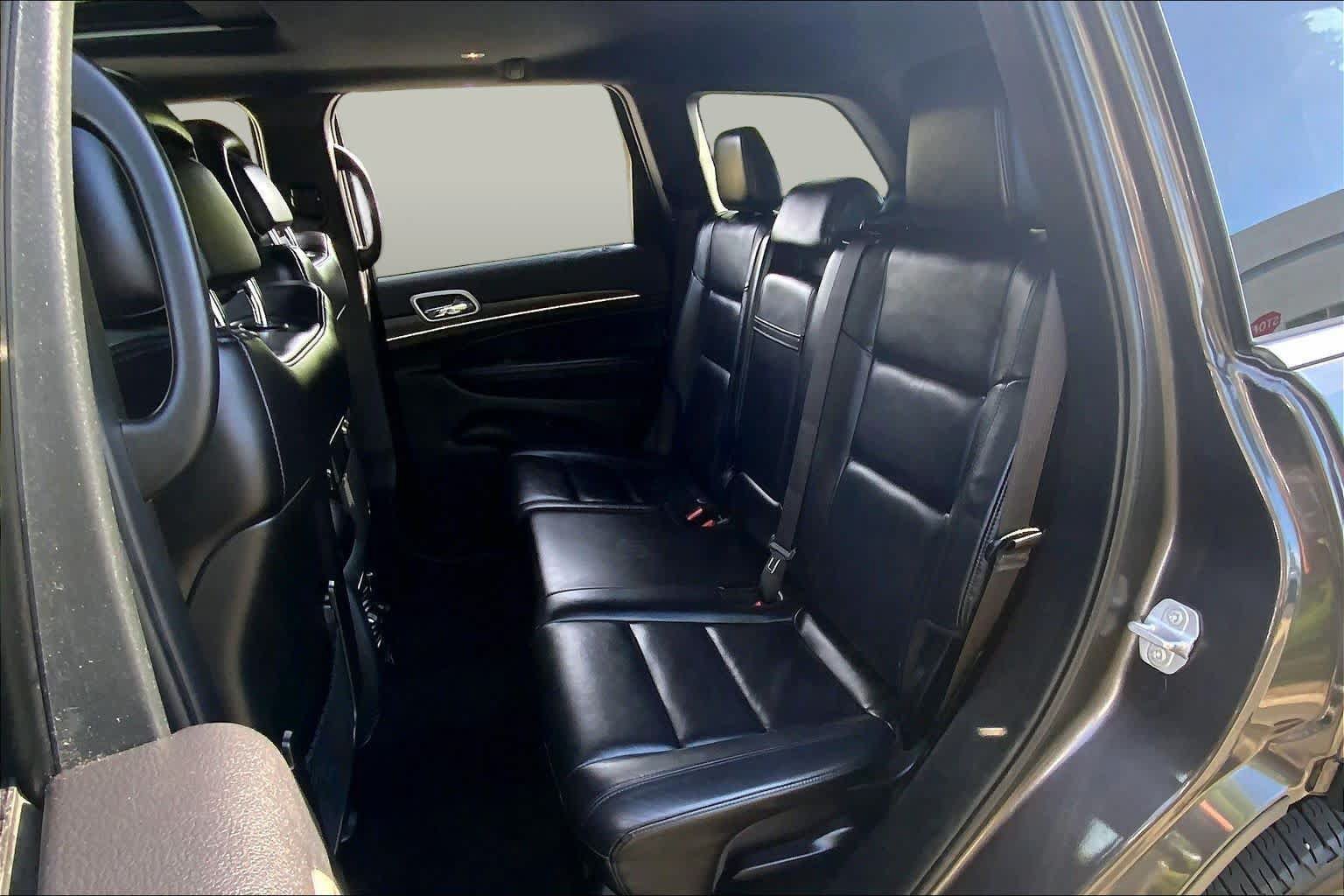 Used 2019 Jeep Grand Cherokee Limited AWD/4WD image 21