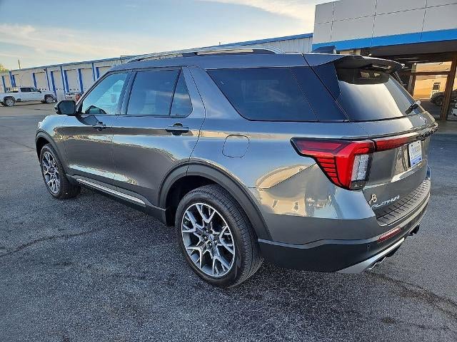 Used 2025 Ford Explorer Platinum w/ Ultimate Package AWD/4WD image 4