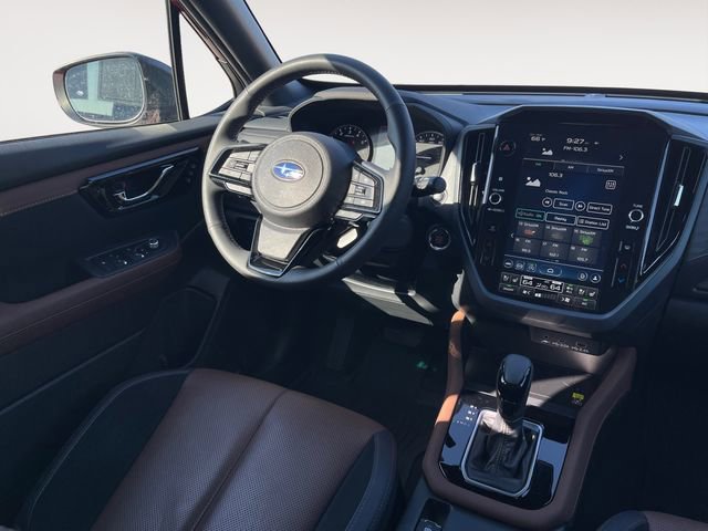 Used 2025 Subaru Forester Touring AWD/4WD image 10