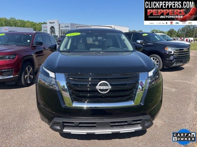 Used 2025 Nissan Pathfinder SL FWD image 8