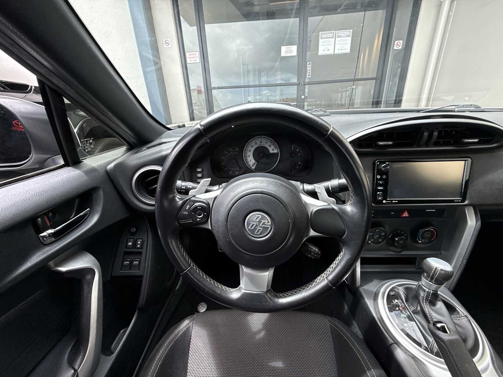 Used 2017 Toyota 86 RWD image 15