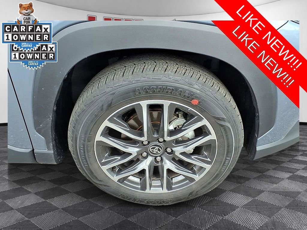 Used 2026 Toyota Corolla Cross XLE w/ Convenience Package image 7