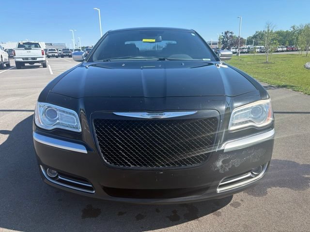 Used 2012 Chrysler 300 C Luxury Series w/ 19-Premium Speaker Group RWD image 3