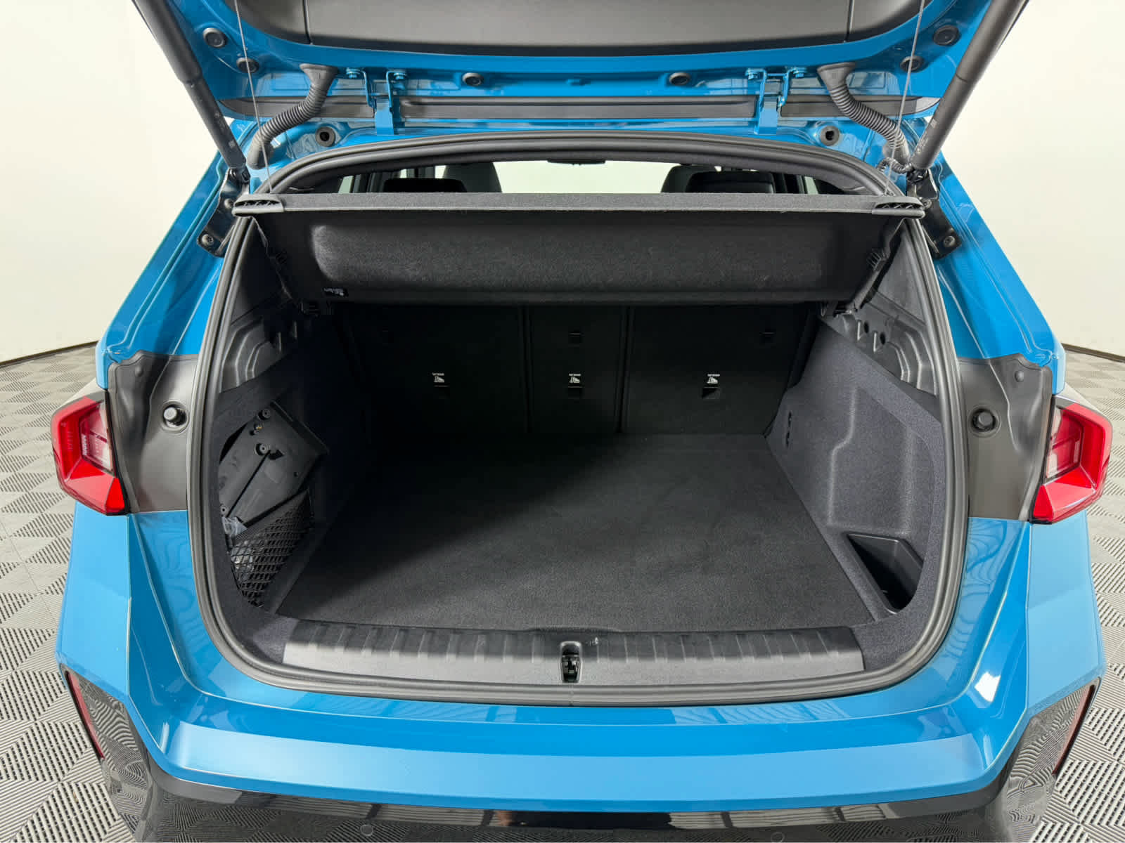 Certified 2025 BMW X1 xDrive28i w/ M Sport Package image 15