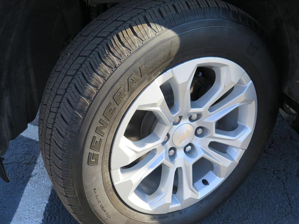 Used 2024 Chevrolet Silverado 1500 LTZ w/ Technology Package image 18