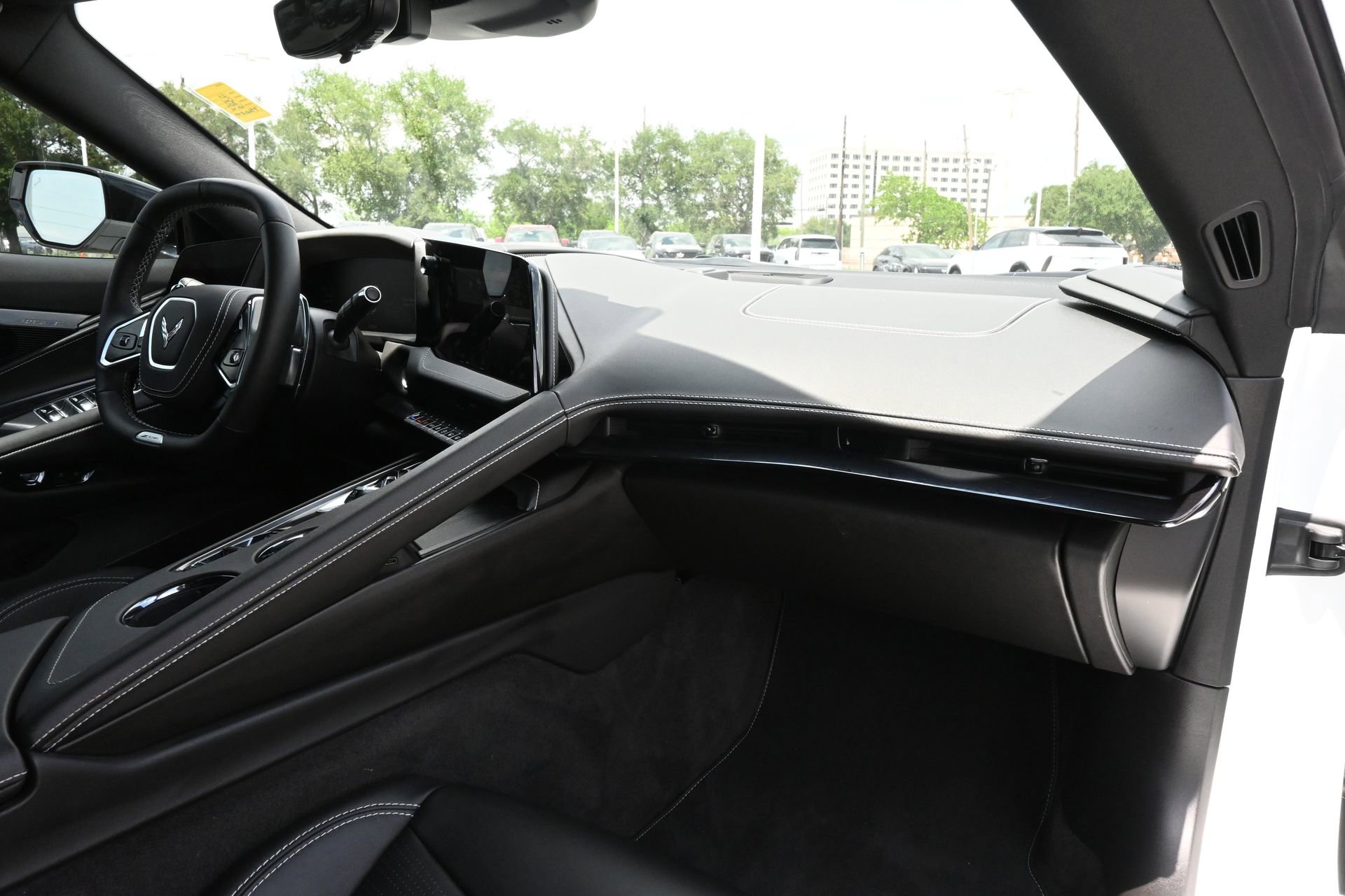 Used 2026 Chevrolet Corvette Z06 w/ Stealth Interior Trim Package RWD image 23